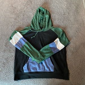 🖐🏼 5 for $25 ZINE color block hoodie from Zumiez